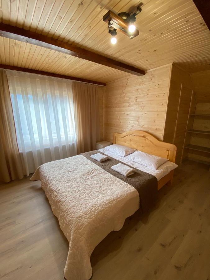 Котедж Mountain House ยาเรมชา ภายนอก รูปภาพ
