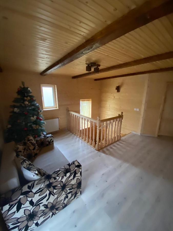 Котедж Mountain House ยาเรมชา ภายนอก รูปภาพ