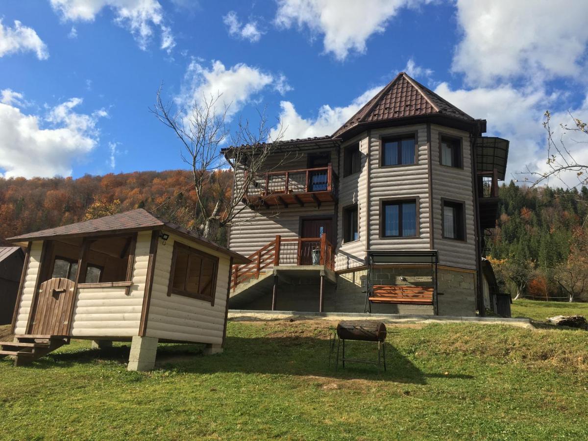 Котедж Mountain House ยาเรมชา ภายนอก รูปภาพ